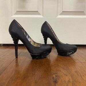 Elegant Black High Heels size 8